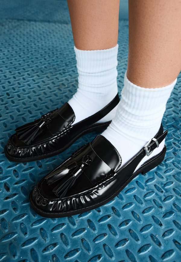 Bershka TASSEL LOAFER - Slingback ballet pumps - black