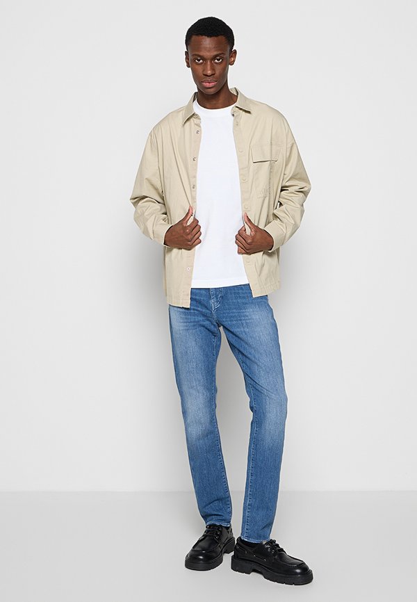 Armani Exchange