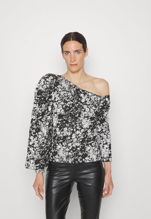 April & Alex ESSIE BLOUSE