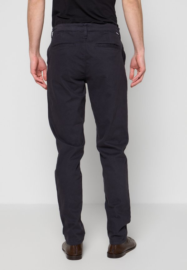 Lindbergh REGULAR FIT