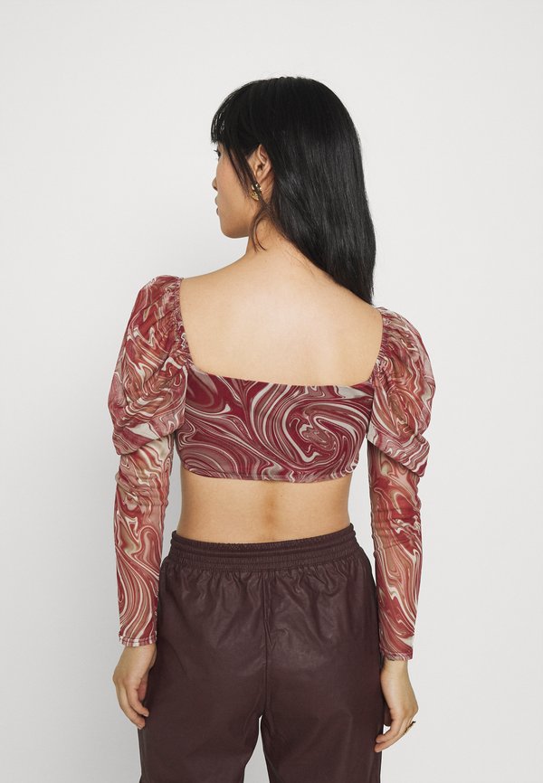 Missguided Petite MILKMAID SWIRL PRINT RUCHED TOP