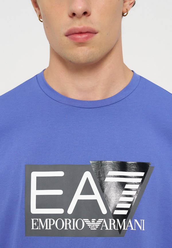 EA7 Emporio Armani