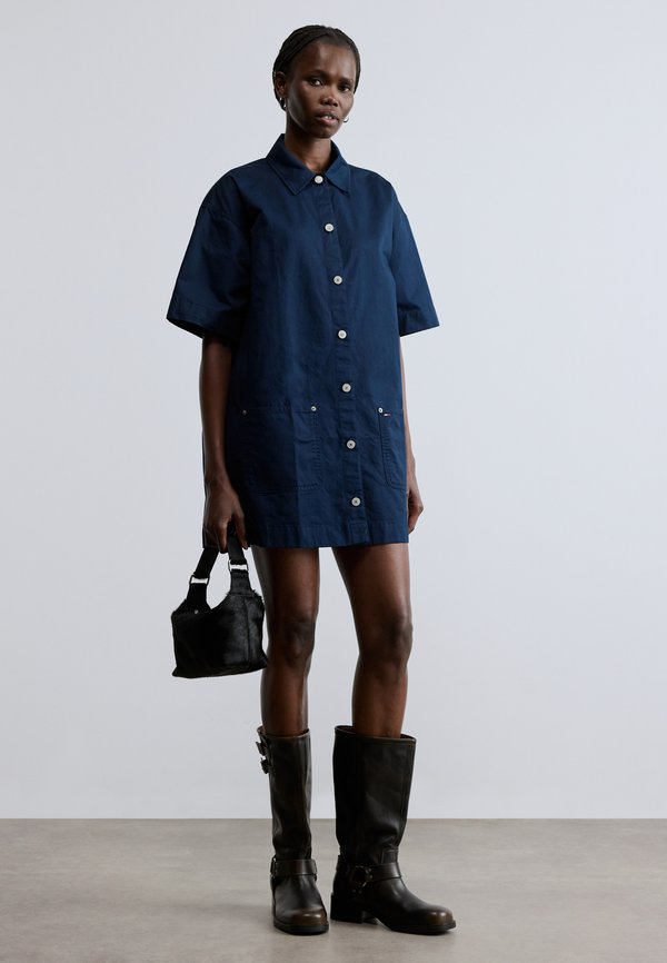 Tommy Jeans PATCH POCKET MINI LOOSE SHIRT DRESS