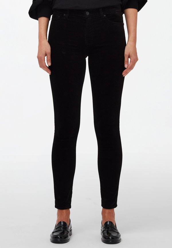 7 for all mankind