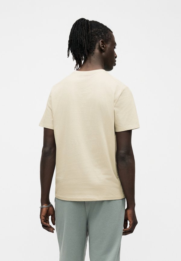 Calvin Klein LOGO CREWNECK TEE