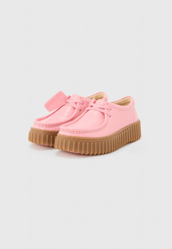 Clarks TORHILL BEE