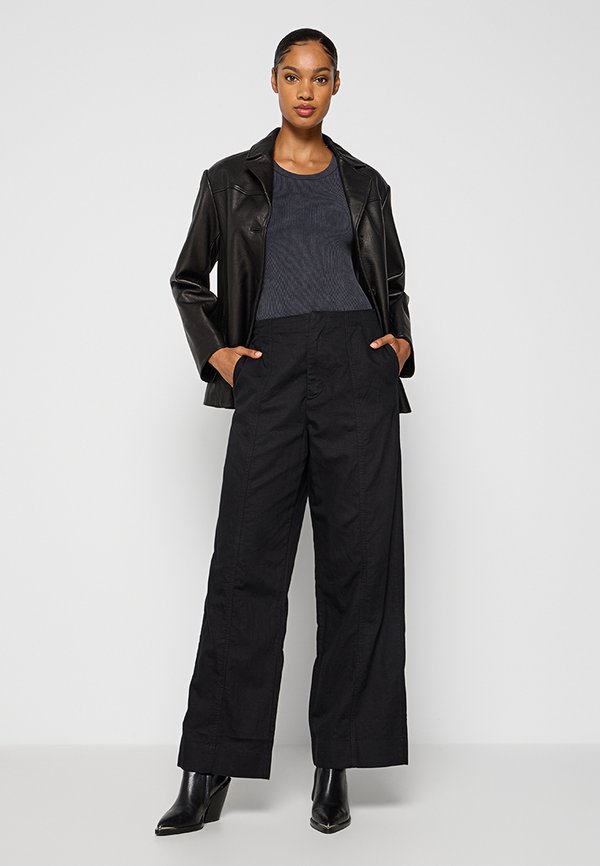 Calvin Klein Jeans