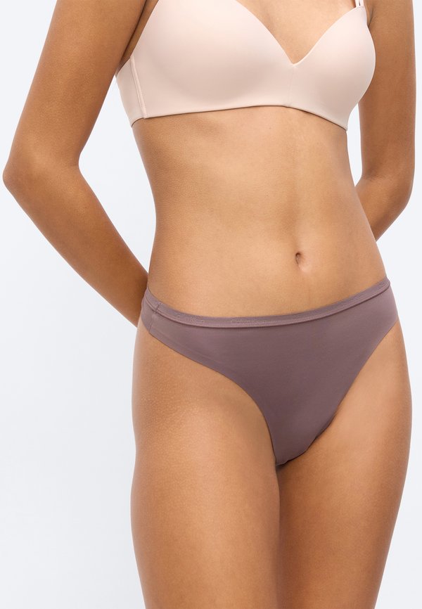 Calvin Klein Underwear THONG PERFECTLY FIT