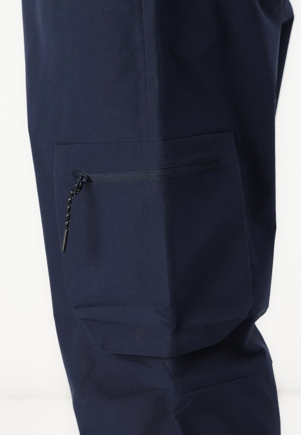 Pier One by Zalando