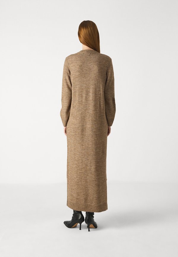 Pieces NULIANA O-NECK