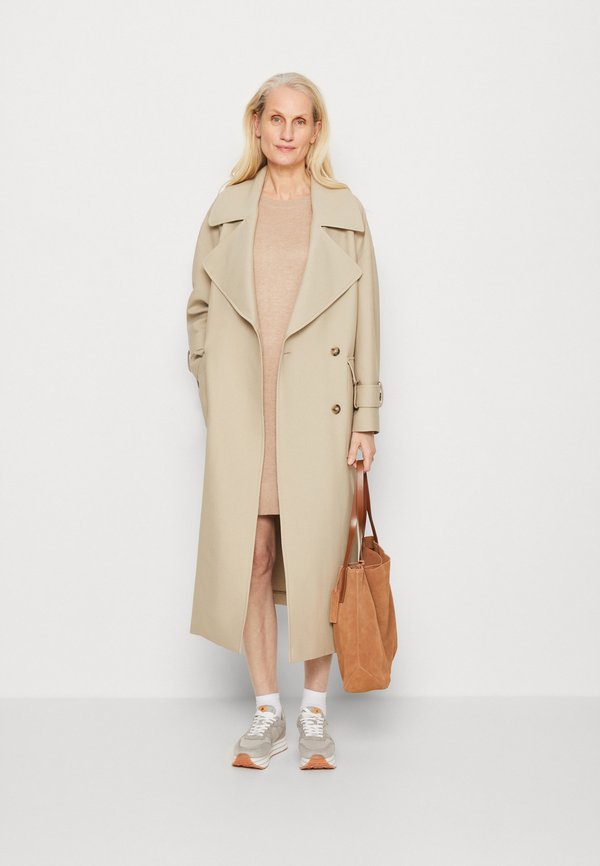 GANT OVERSIZED FLUID