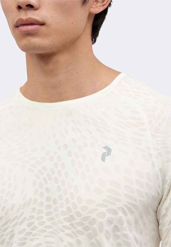 Peak Performance DISCOVER TEE