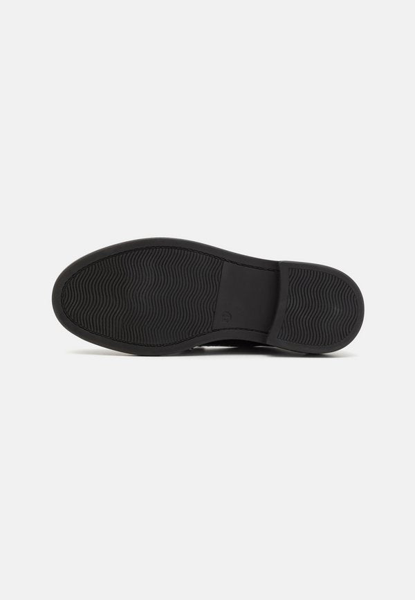 Steve Madden HARLOE