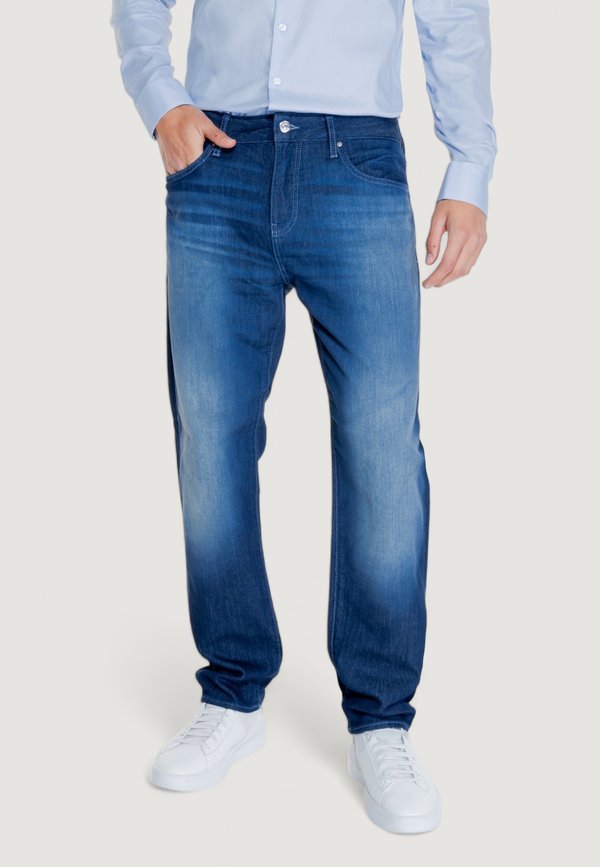 Armani Exchange