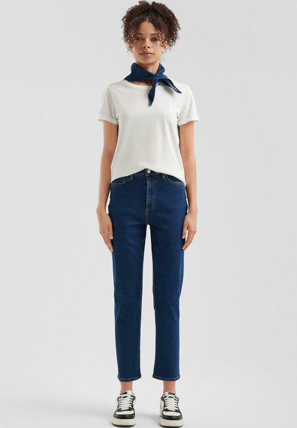 QS  TIZIE HIGH RISE