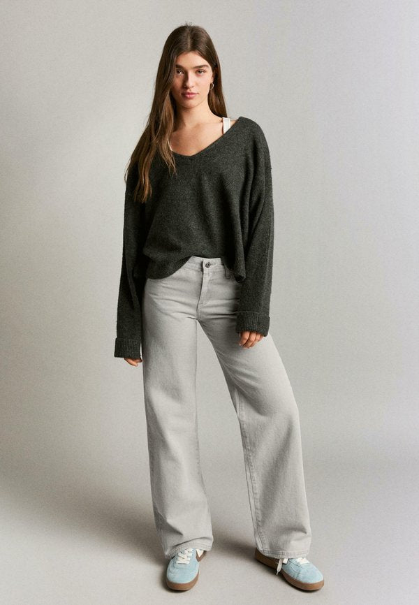 Bershka BACK DETAIL - Straight leg jeans - light grey