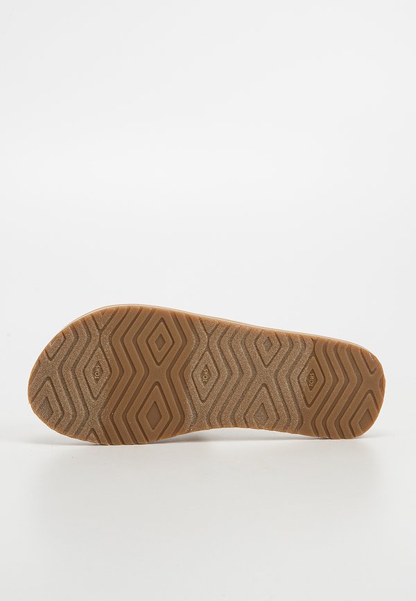 TOMS CARLY
