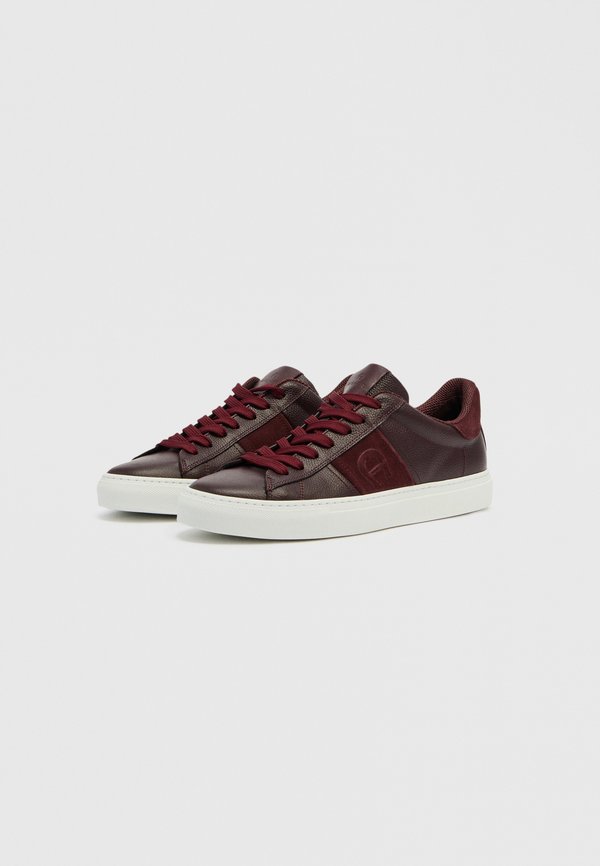 AIGNER DAVID