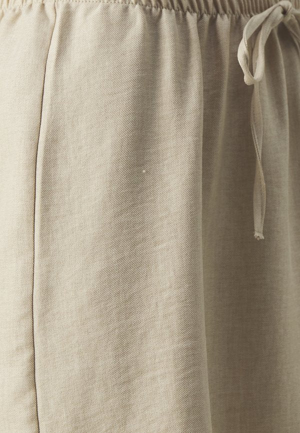 ONLY ONLAMAHLE SHORT STRING SKIRT