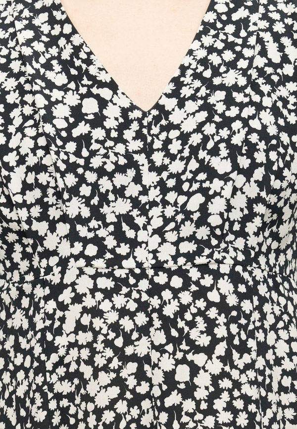 Weekend Max Mara WKDQUIZ