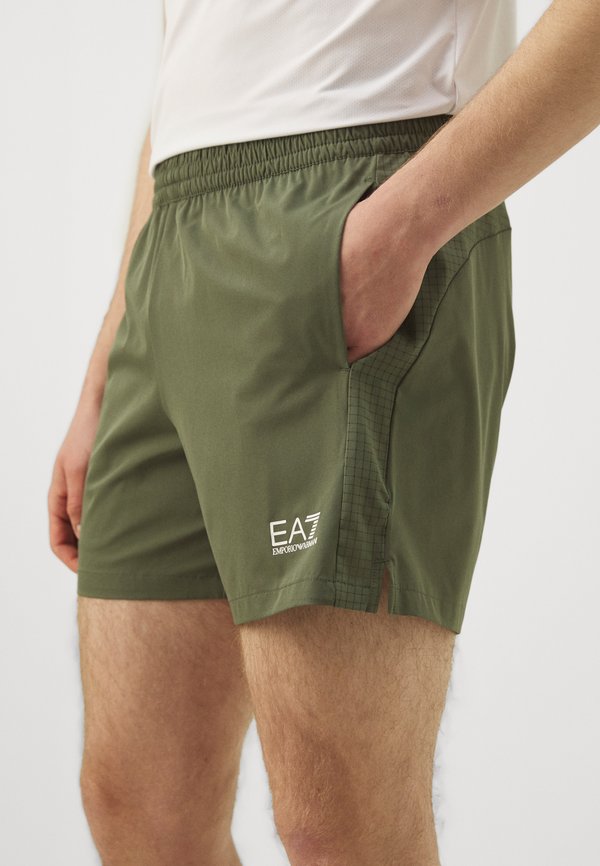 EA7 Emporio Armani