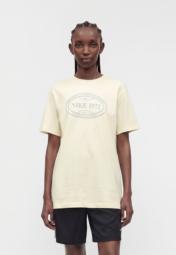 Nike Sportswear BOXY TEE