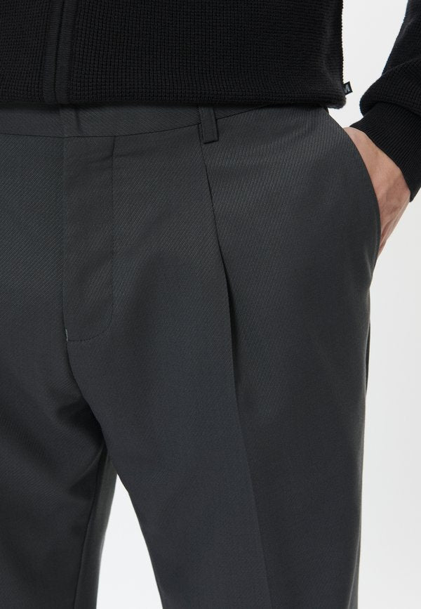 Matinique MAWELLER PLEAT