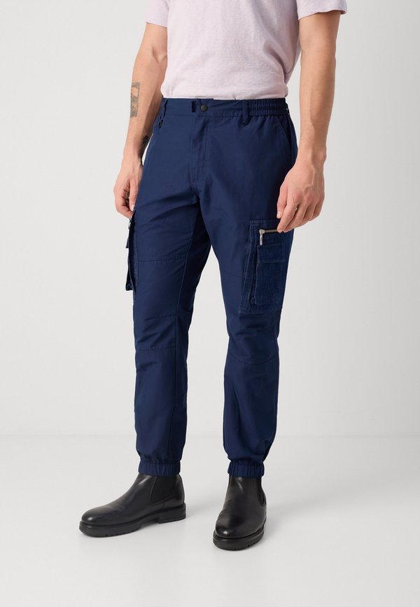 Antony Morato TROUSERS LARRY REGULAR FIT WATER PROOF
