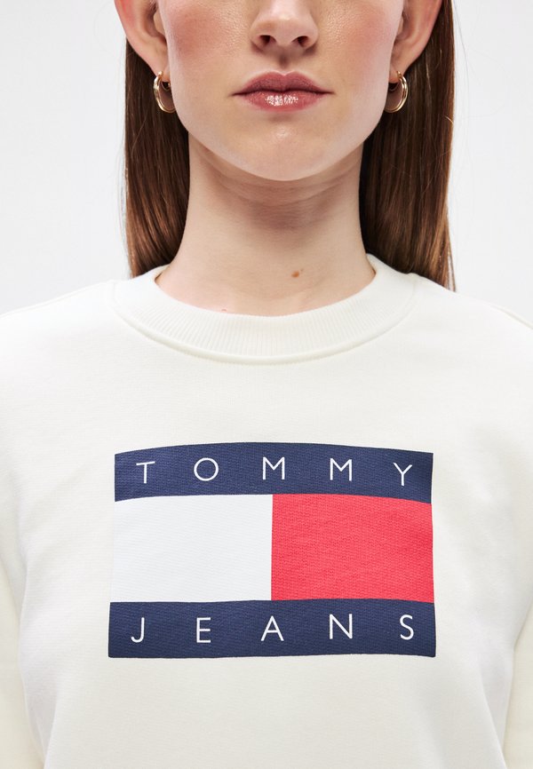 Tommy Jeans FLAG