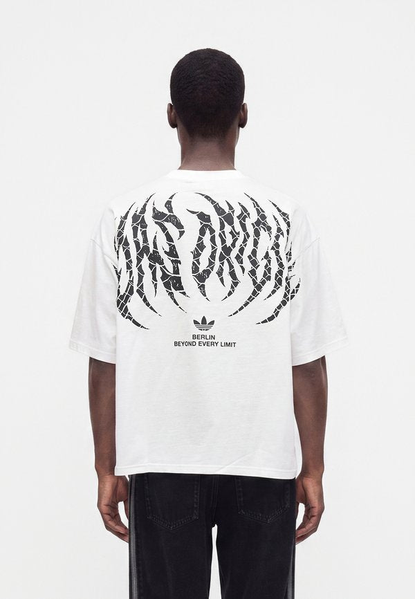 adidas Originals BERLIN TEE UNISEX - Print T-shirt - white