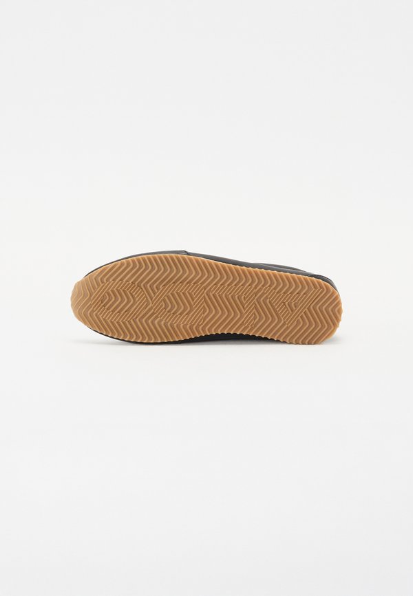 ALDO CAREFREE