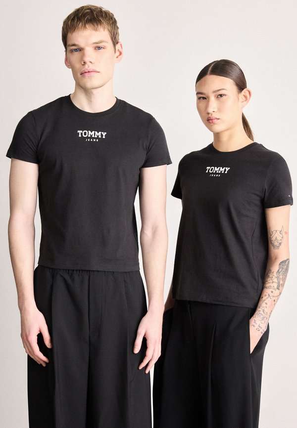 Tommy Jeans ESSENTIAL LOGO TEE UNISEX