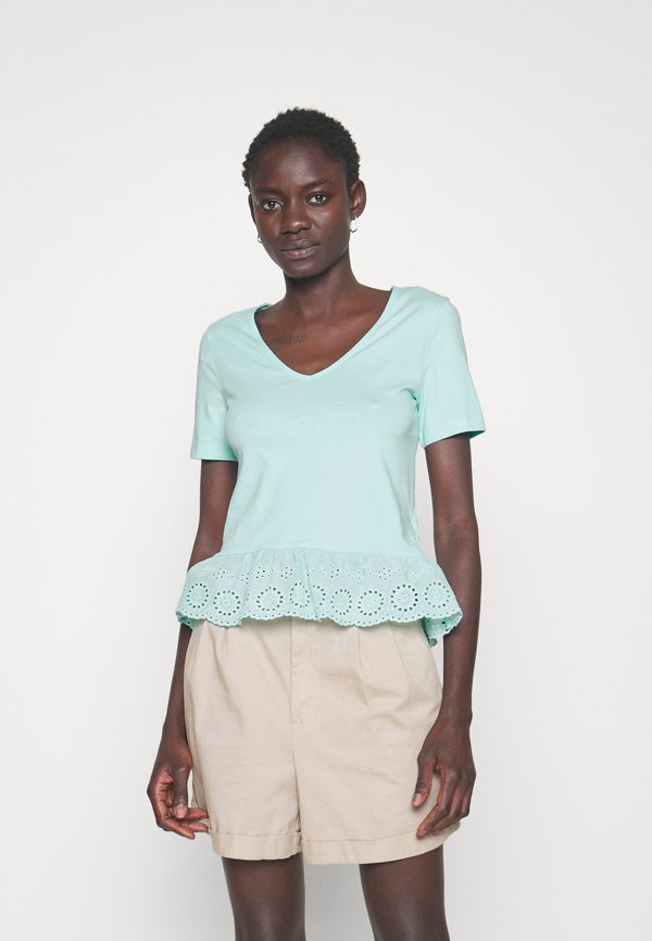 Vero Moda Tall VMEMILY PEPLUM V NECK
