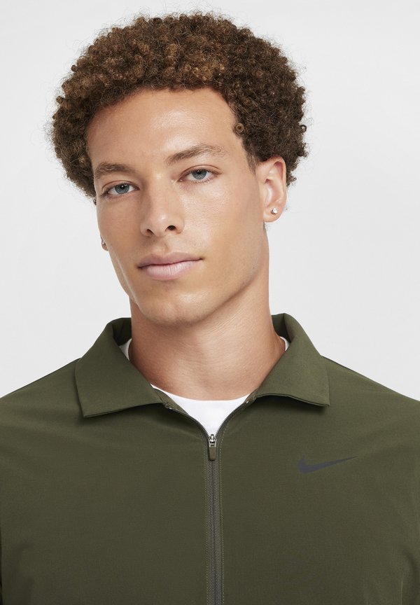 Nike Golf TOUR