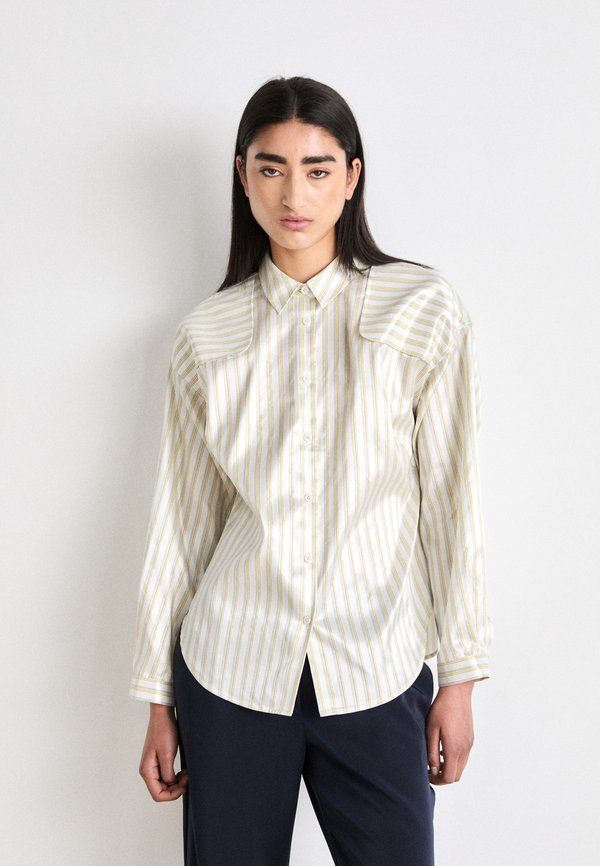 DKNY BACK PRINT