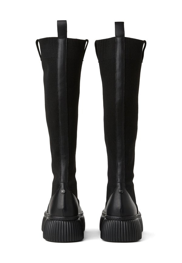 KARL LAGERFELD