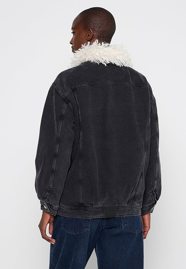 7 for all mankind