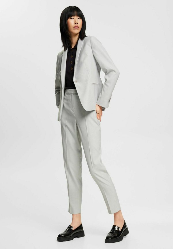 Esprit Collection MIT VERKÜRZTEM BEIN