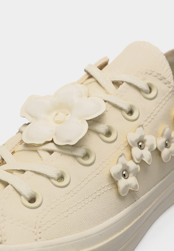 Converse CHUCK 70