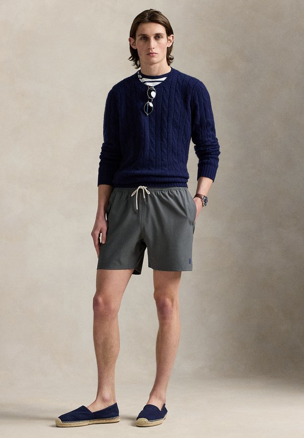 Polo Ralph Lauren 5.75-INCH TRAVELER CLASSIC SWIM TRUNK