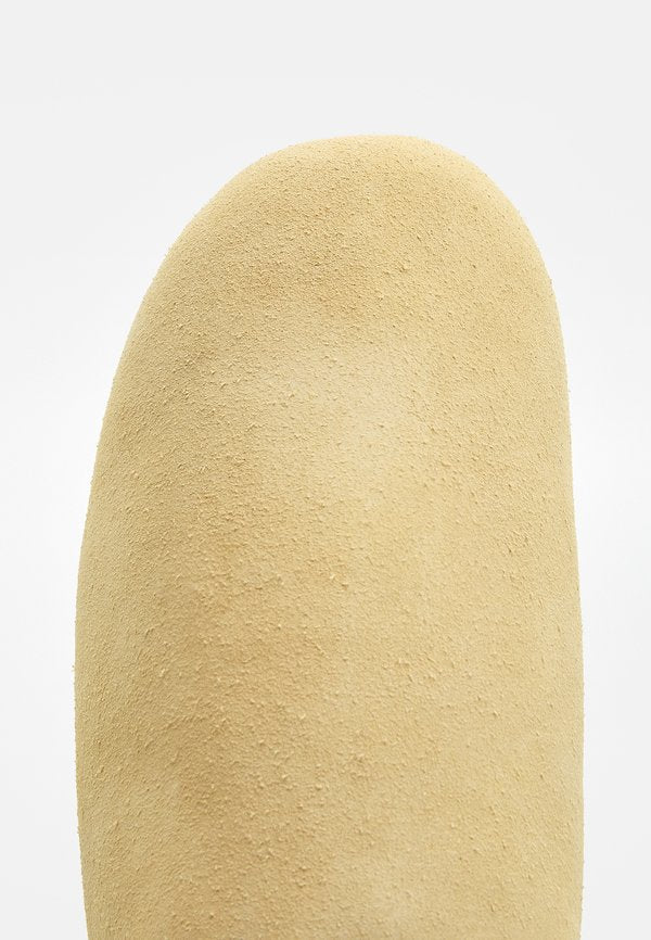 UGG ELEA SLIP ON