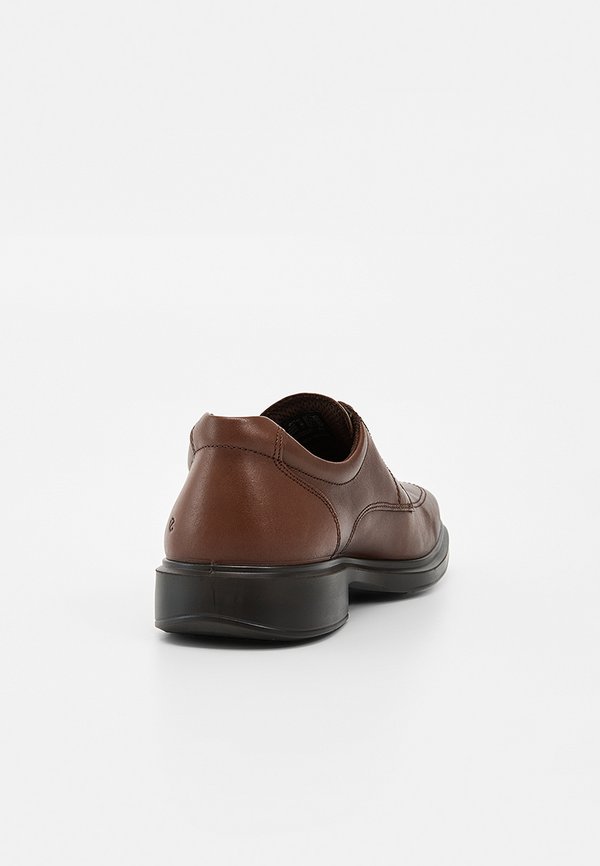 ECCO ELLIOT