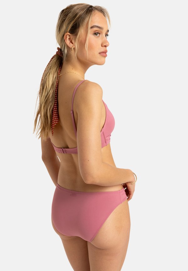 Roxy CLASSICS