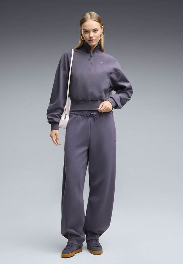 Puma PUMATECH SENSE BARREL JOGGINGHOSE - Tracksuit bottoms - inky depths
