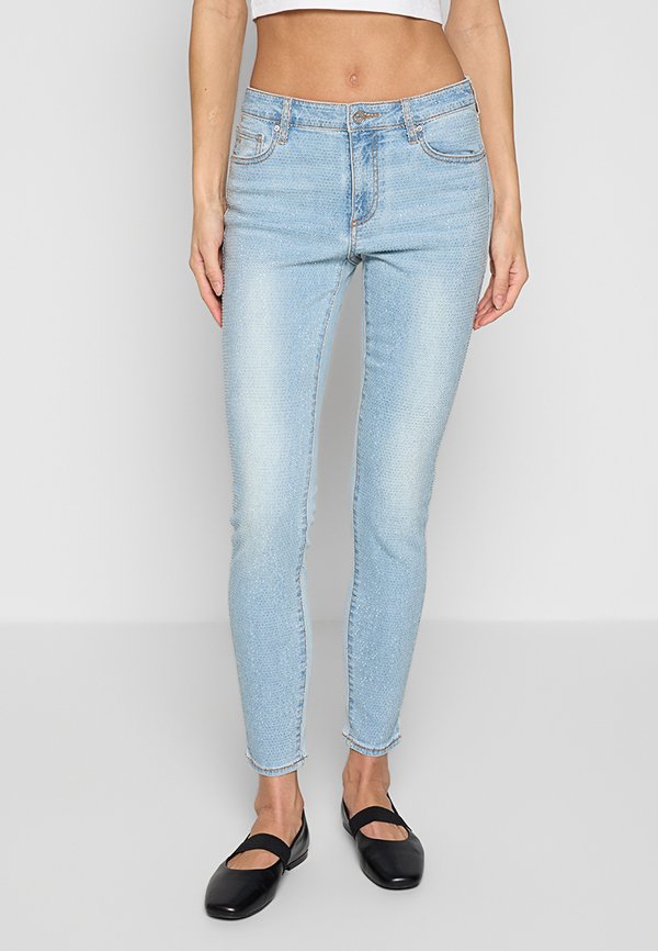 Armani Exchange