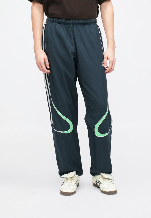 adidas Originals TEAMGEIST