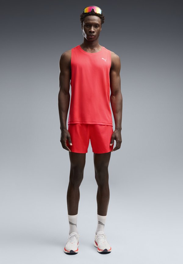Puma M DREAMRUN 5" DRYCELL SHORT - Sports shorts - ultra red