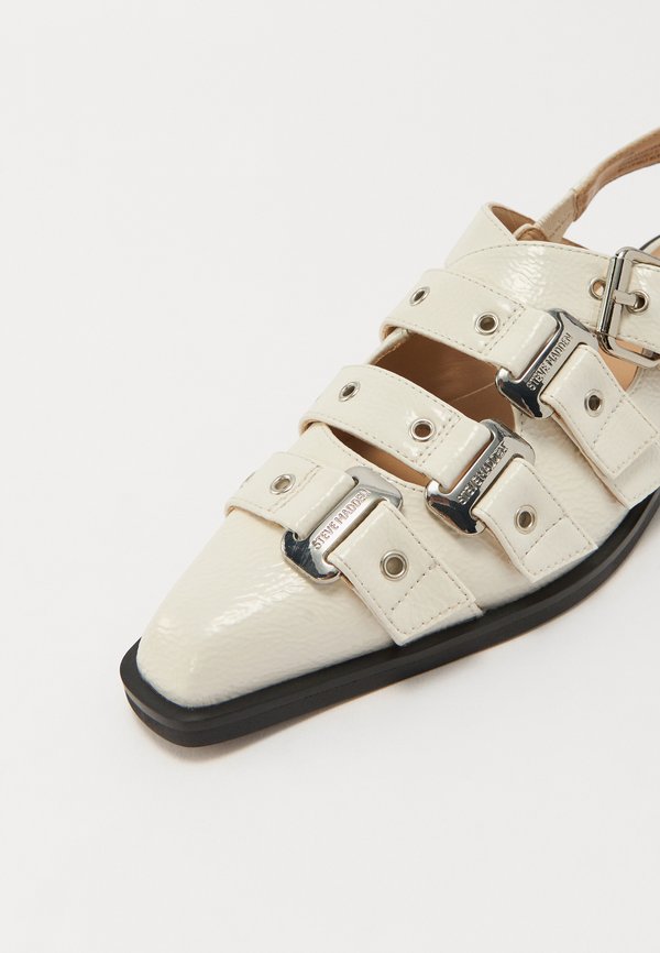 Steve Madden GARI