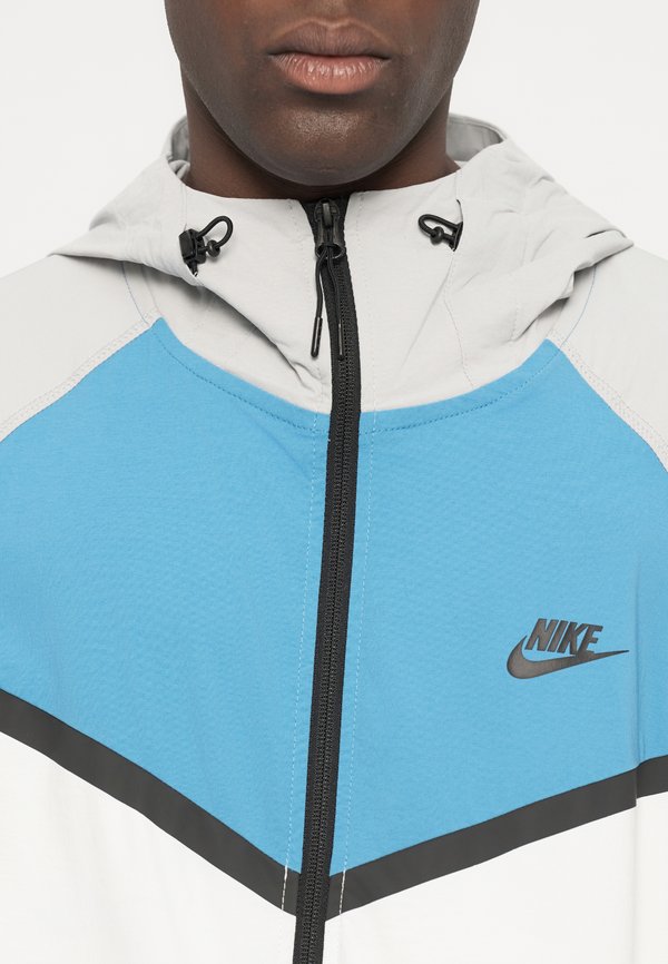 Nike Sportswear