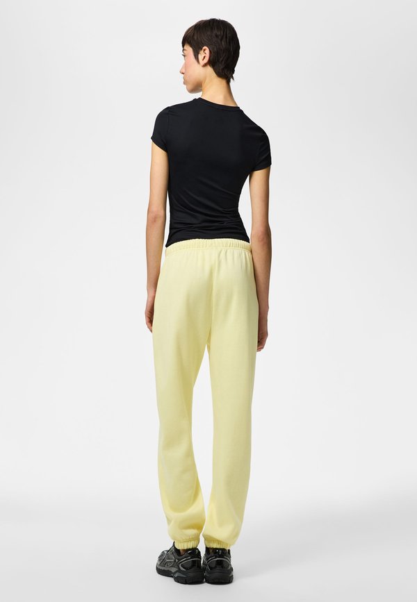 Pieces PCCHILLI PANTS